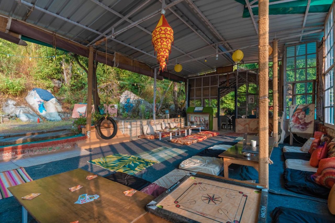 Patwa Dunga Vista Hostel Jeolikote, Nainital מראה חיצוני תמונה