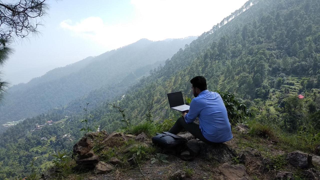 Patwa Dunga Vista Hostel Jeolikote, Nainital מראה חיצוני תמונה
