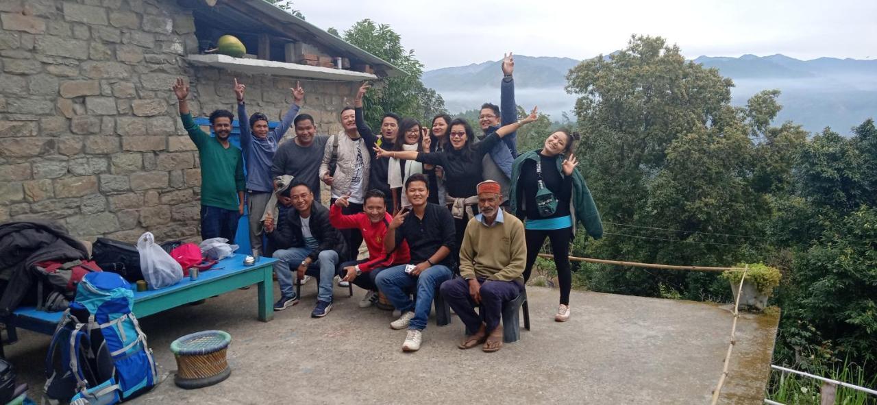 Patwa Dunga Vista Hostel Jeolikote, Nainital מראה חיצוני תמונה