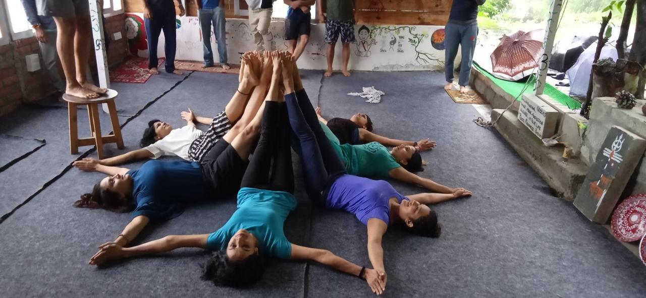 Patwa Dunga Vista Hostel Jeolikote, Nainital מראה חיצוני תמונה